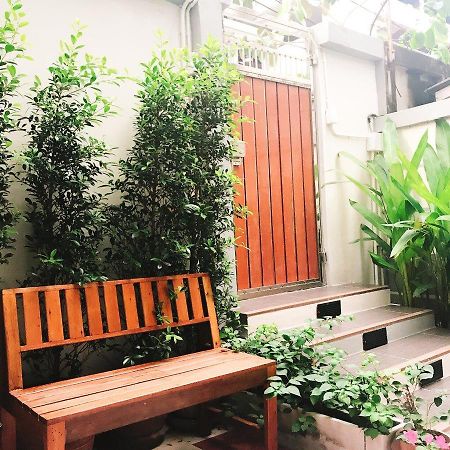Airlink Bnb Бангкок Экстерьер фото