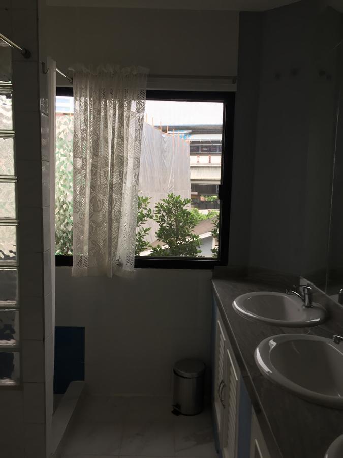 Airlink Bnb Бангкок Экстерьер фото