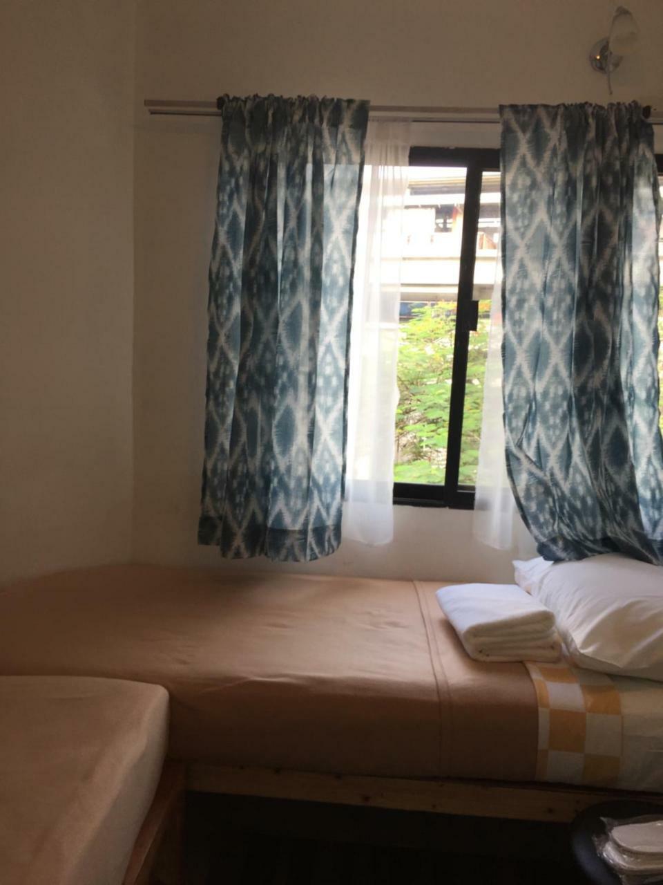 Airlink Bnb Бангкок Экстерьер фото